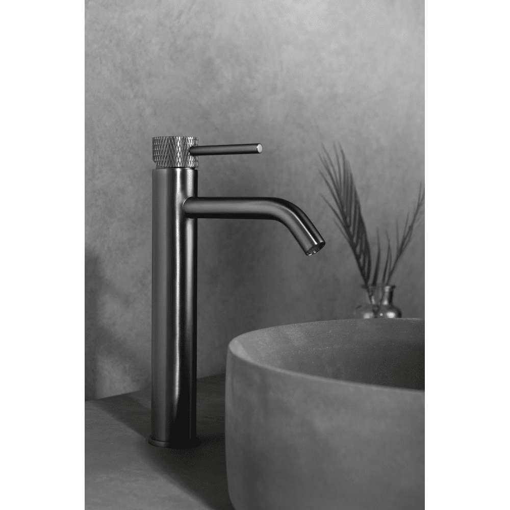 Wiesbaden Ribbd XL hohe Waschtischarmatur 30,2 cm, Gunmetal