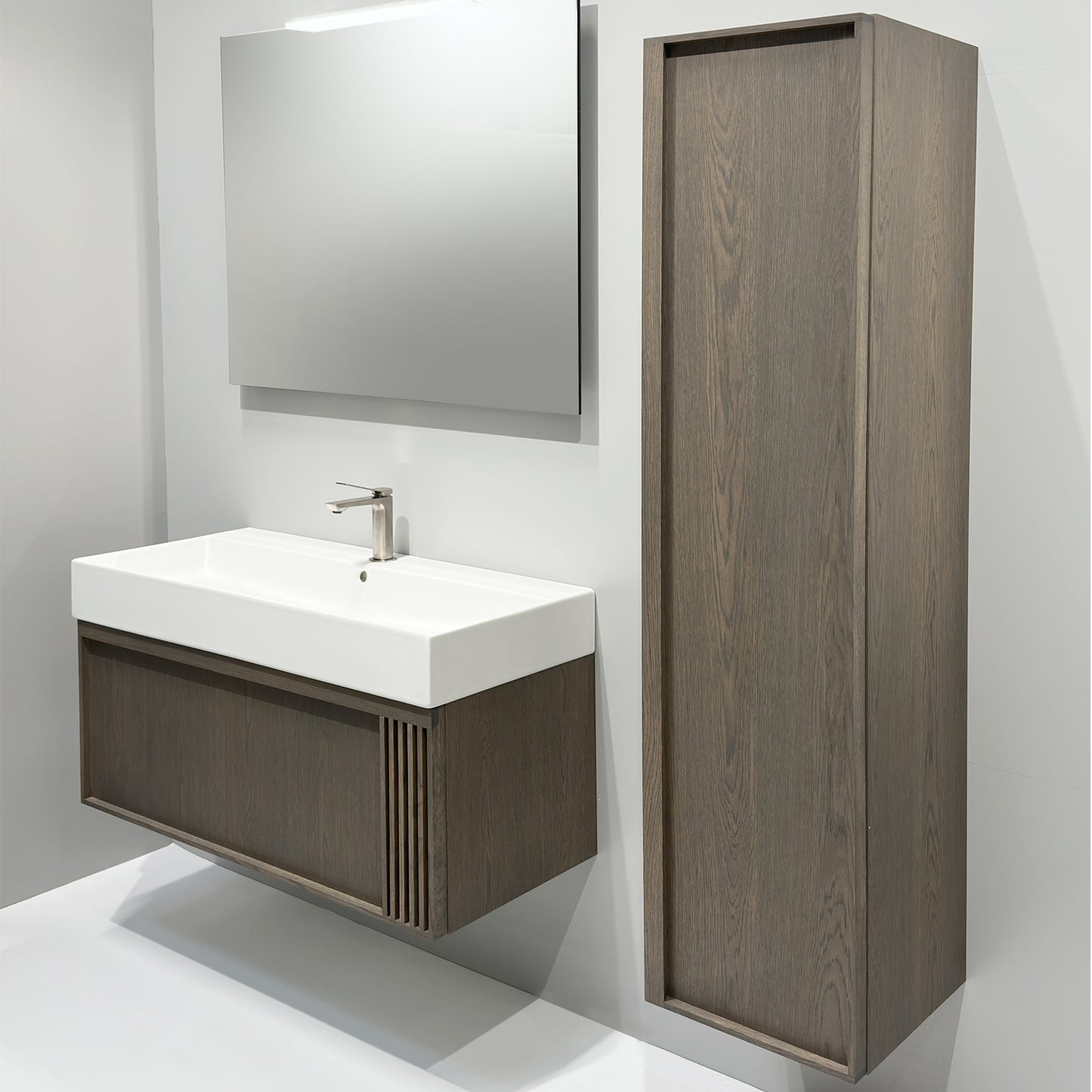 KAMĖ SOLE Hochschrank