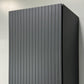 KAMĖ BIG Hochschrank – geriffelte Front mit Chromgriff