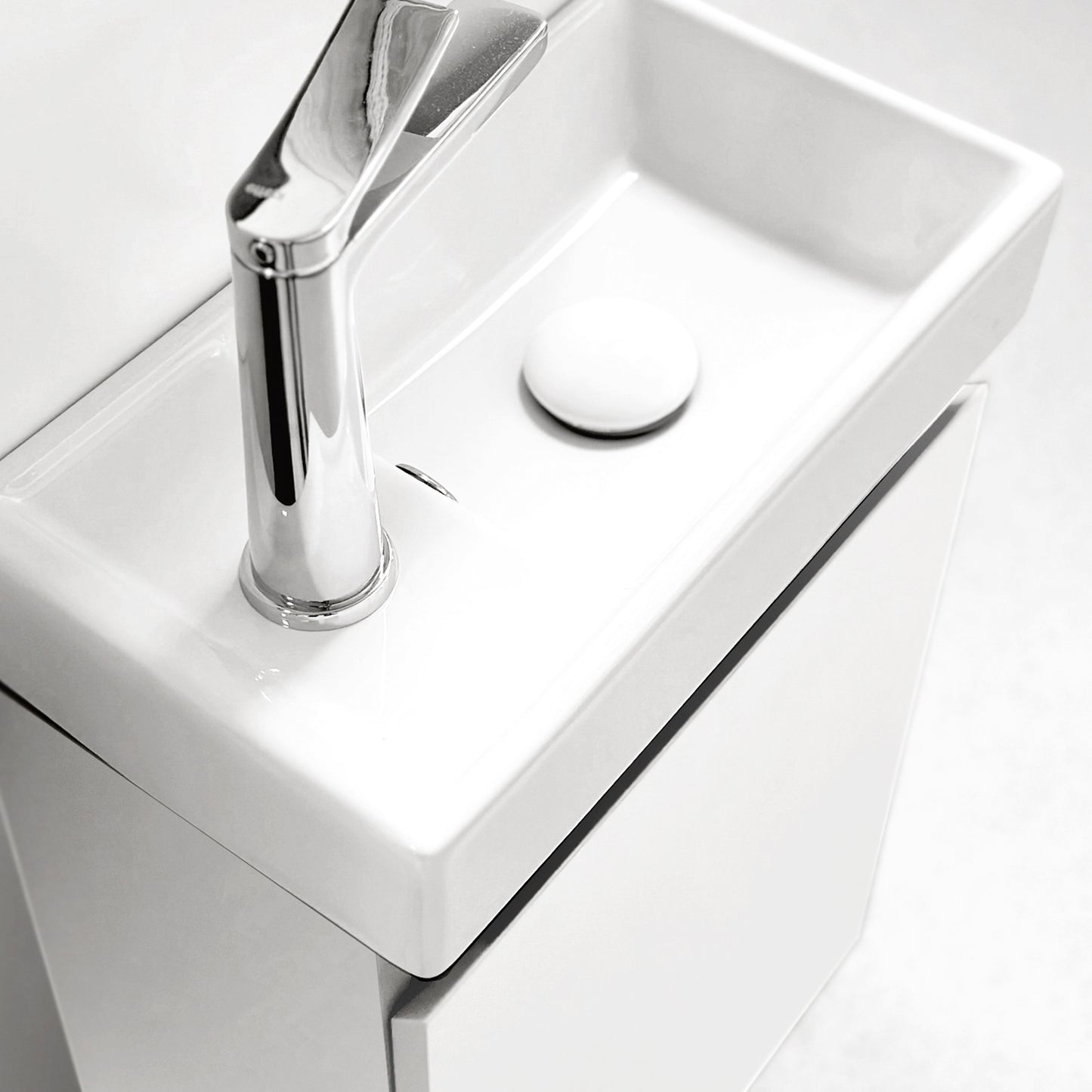 KAMĖ MINI Waschtischunterschrank – Mattweiß mit weißem Becken