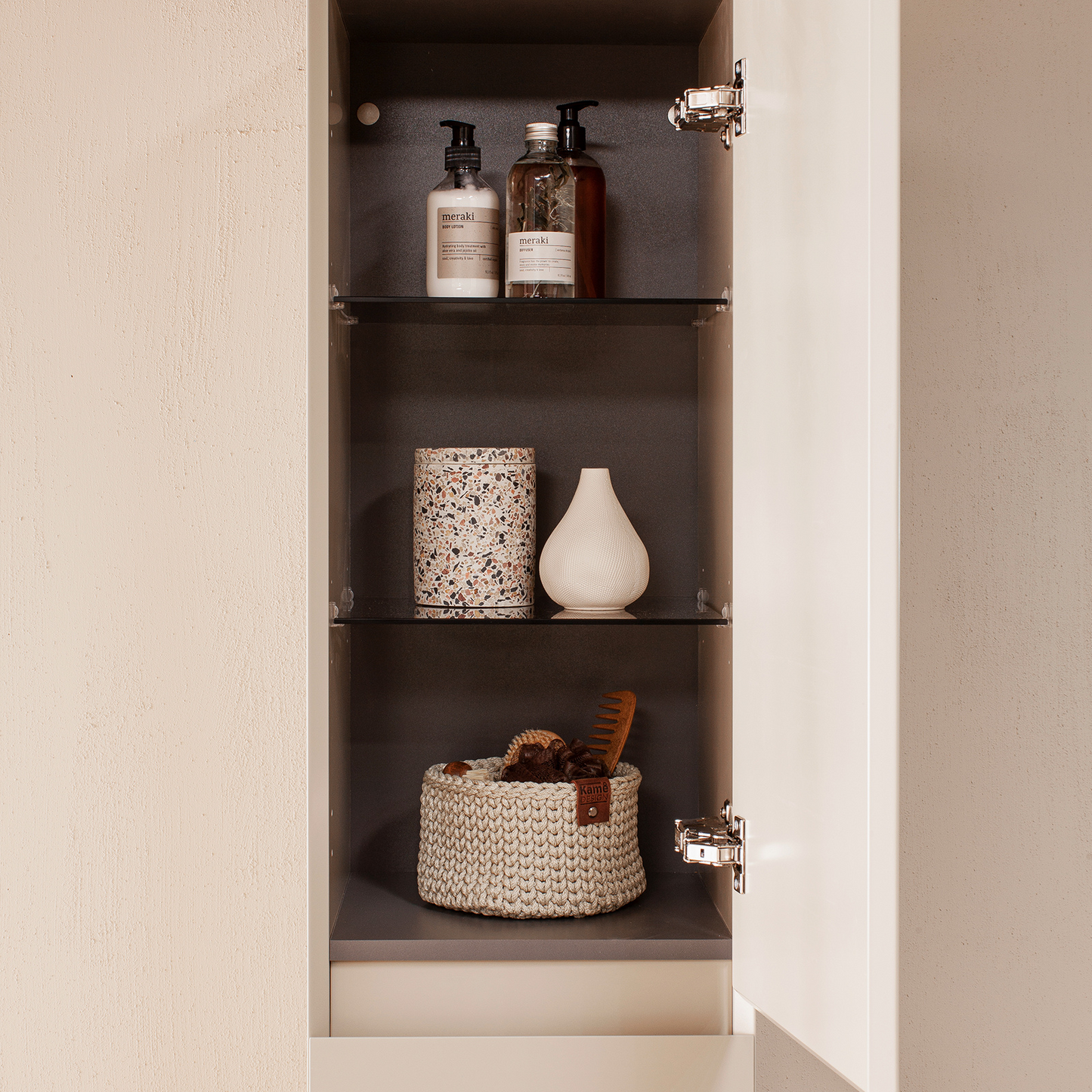 KAMĖ LOFT Hochschrank