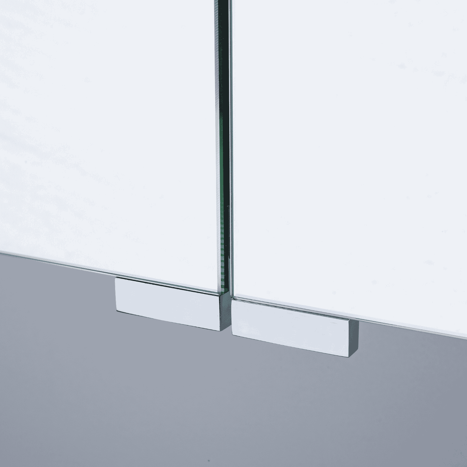KAMĖ BIG LED-Spiegelschrank – 3 Türen