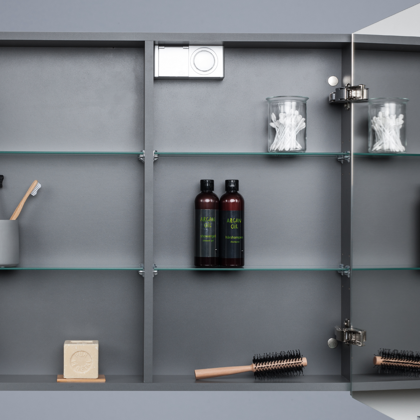 KAMĖ BIG LED-Spiegelschrank – 3 Türen